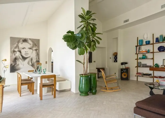 Villa Marli Brando